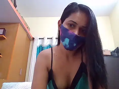 Curvyqueenz online show from November 5, 5:35 pm