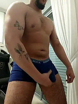 Snapshot of a23c43 chatting on January 16, 11:31 pm a23c43 online show from January 16, 11:31 pm