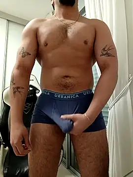 Snapshot of a23c43 chatting on March 5, 9:22 pm a23c43 online show from March 5, 9:22 pm