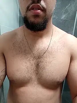 Snapshot of a23c43 chatting on April 6, 5:25 pm a23c43 online show from April 6, 5:25 pm