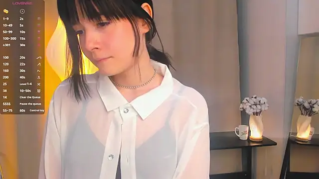 Honeey Beee online show from September 21, 8:54 pm