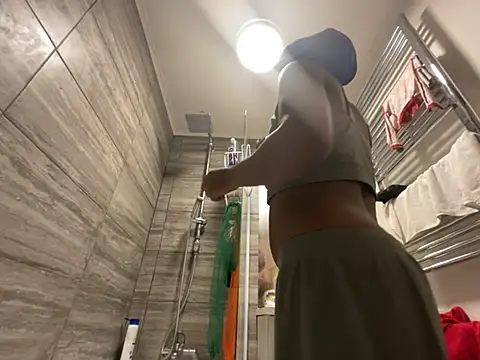 Curvy AfricanQuinn online show from September 22, 5:53 am