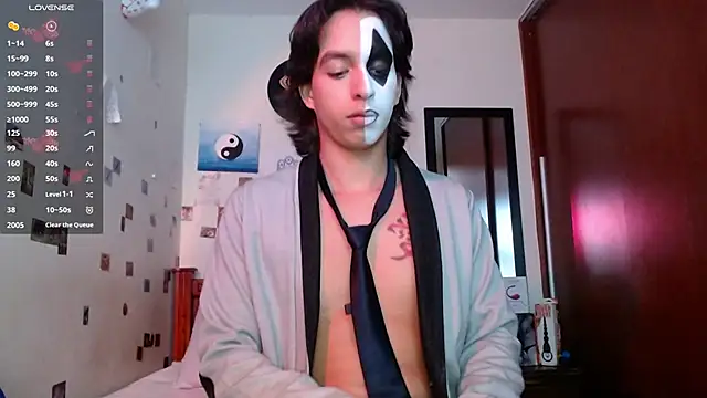 Snapshot of DannyPhantom555 chatting on October 31, 7:48 pm DannyPhantom555 online show from October 31, 7:48 pm