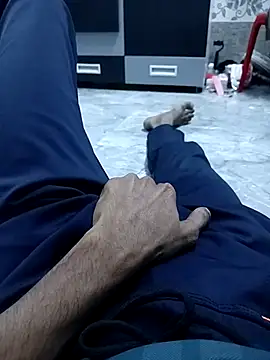 Snapshot of danny_d_01 chatting on December 17, 8:15 pm danny d 01 online show from December 17, 8:15 pm
