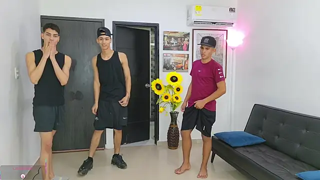 Playhardsex  online show from May 7, 10:59 pm