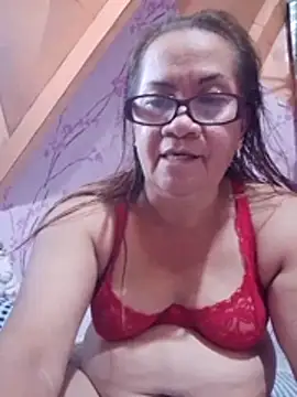Snapshot of vickyhot1966 chatting on May 15, 9:27 am vickyhot1966 online show from May 15, 9:27 am