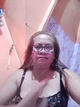 Snapshot of vickyhot1966 chatting on June 14, 9:50 pm vickyhot1966 online show from June 14, 9:50 pm