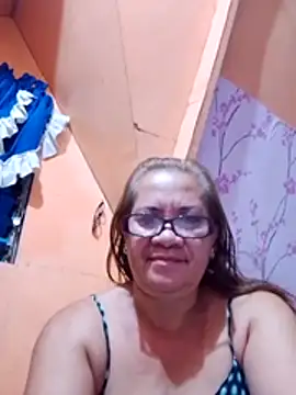 Snapshot of vickyhot1966 chatting on June 23, 9:02 pm vickyhot1966 online show from June 23, 9:02 pm
