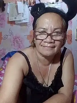 Snapshot of vickyhot1966 chatting on July 7, 8:13 pm vickyhot1966 online show from July 7, 8:13 pm