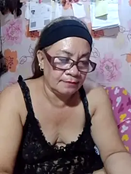 Snapshot of vickyhot1966 chatting on July 9, 2:43 pm vickyhot1966 online show from July 9, 2:43 pm