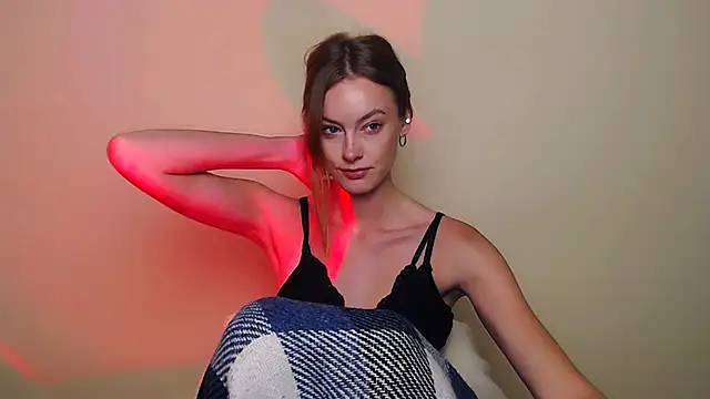 RoxySami  online show from October 7, 2:47 pm