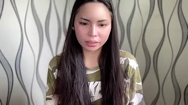 Snapshot of lovekatexx chatting on October 31, 3:29 am lovekatexx online show from October 31, 3:29 am