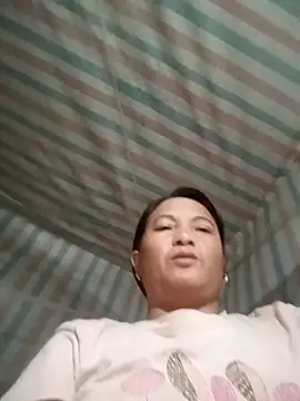 Love-Mama33 online show from October 25, 1:18 pm