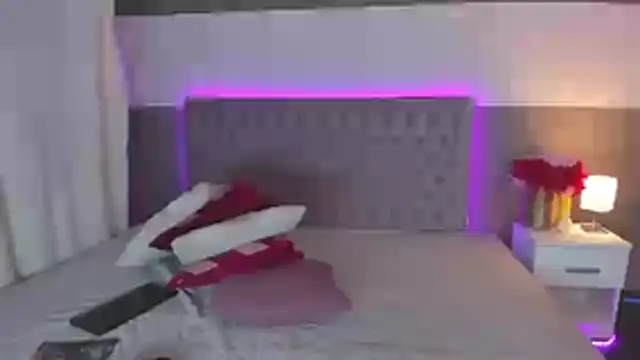 NathalyStars online show from October 20, 1:11 pm