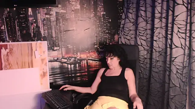 AMOURSWEET2025 online show from May 7, 6:57 pm