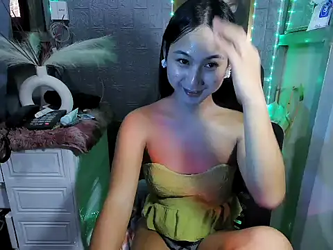 Snapshot of Nathalie_Smith19 chatting on May 30, 9:17 am Nathalie Smith19 online show from May 30, 9:17 am