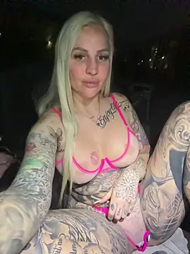 CoraDiamond online show from February 14, 5:32 pm