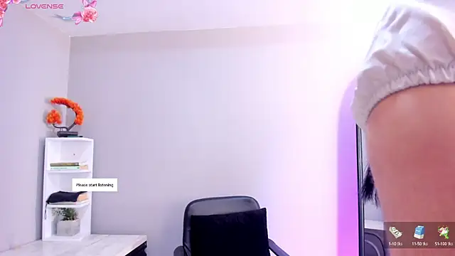 Emma  clark  online show from September 12, 12:38 pm