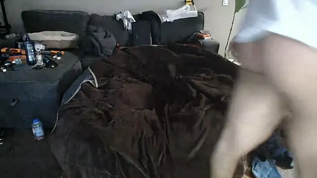 LeeCox online show from March 21, 3:46 pm