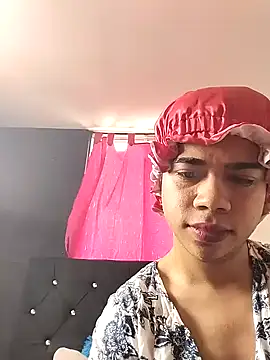 Snapshot of milabiggcoock chatting on September 10, 6:08 pm milabiggcoock online show from September 10, 6:08 pm