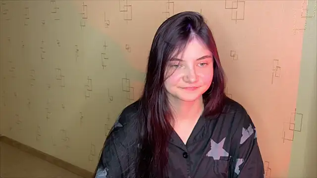 Snapshot of may_rollins chatting on November 13, 9:14 pm may rollins online show from November 13, 9:14 pm