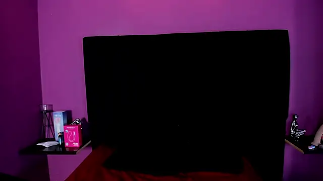 Snapshot of Lili_milk20 chatting on November 3, 7:26 pm Lili milk20 online show from November 3, 7:26 pm