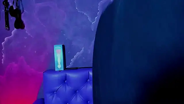 Snapshot of Lili_milk20 chatting on November 4, 8:41 pm Lili milk20 online show from November 4, 8:41 pm