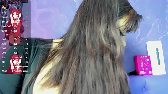 Snapshot of Lili_milk20 chatting on November 8, 7:01 pm Lili milk20 online show from November 8, 7:01 pm