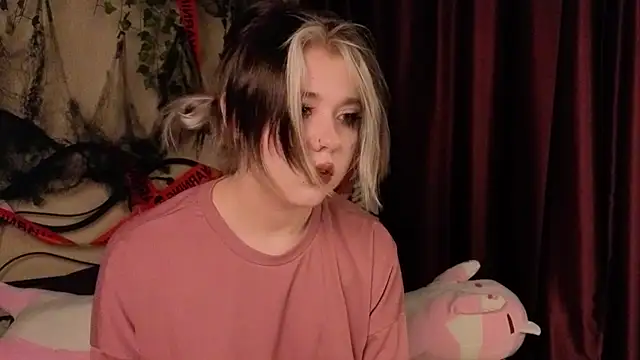 IrisSoCute online show from November 4, 11:20 am