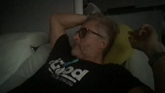Snapshot of Axl_hot chatting on July 23, 7:01 pm Axl hot online show from July 23, 7:01 pm