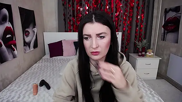 EvelinCuper online show from February 20, 6:26 am