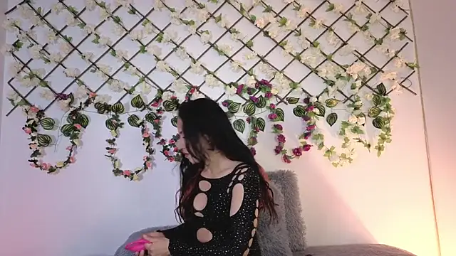 Lolarosesxs online show from September 11, 8:53 pm