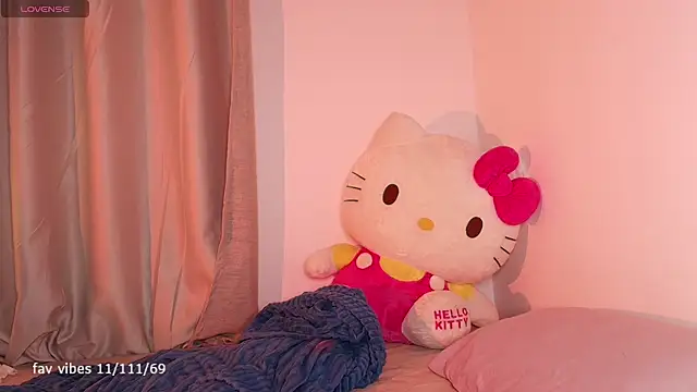 Snapshot of dulceangel__ chatting on September 16, 2:12 am dulceangel online show from September 16, 2:12 am