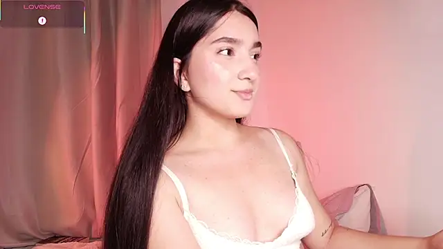 Snapshot of dulceangel__ chatting on October 4, 11:47 pm dulceangel online show from October 4, 11:47 pm