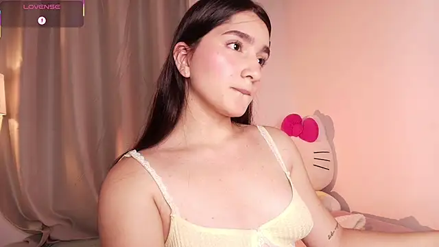 Snapshot of dulceangel__ chatting on October 11, 2:22 am dulceangel online show from October 11, 2:22 am