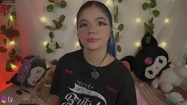 cutee andrea online show from July 4, 2:29 am