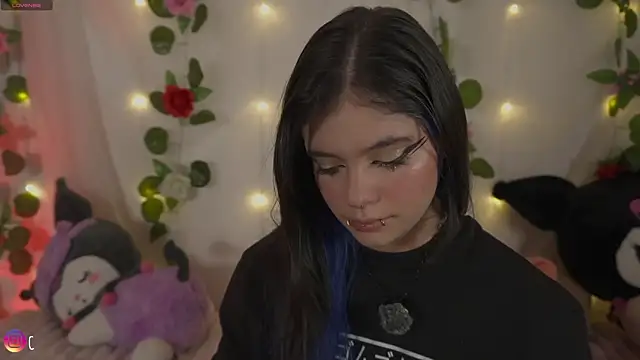 cutee andrea online show from July 6, 1:24 am