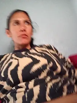 gattycahot online show from December 3, 6:39 pm