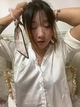 sisi-maiden online show from April 25, 12:52 pm