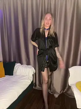 Affectionate lady online show from October 6, 10:51 pm