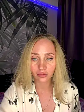 Affectionate lady online show from October 13, 7:30 am