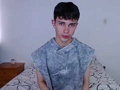 john vichenso online show from April 6, 9:49 pm