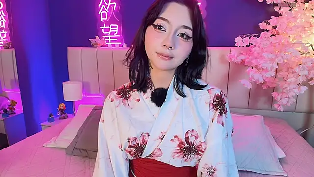 Shizuko  online show from March 26, 8:03 pm