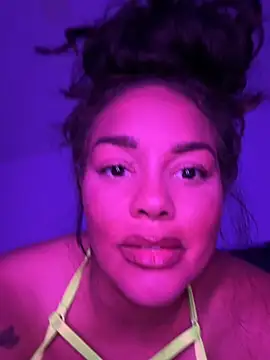 Snapshot of Sexilexiprincess chatting on November 4, 6:01 am Sexilexiprincess online show from November 4, 6:01 am