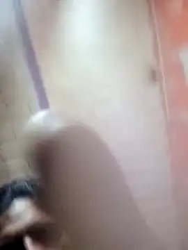 Snapshot of Hay-Viene-El-Huyy chatting on November 3, 1:51 am Hay-Viene-El-Huyy online show from November 3, 1:51 am