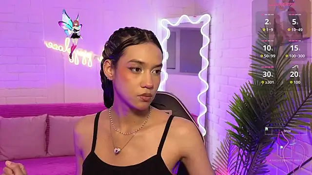 Snapshot of artemiss_tay chatting on December 1, 7:19 pm artemiss tay online show from December 1, 7:19 pm