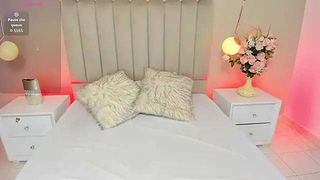 Dani rosse  online show from November 8, 12:49 pm