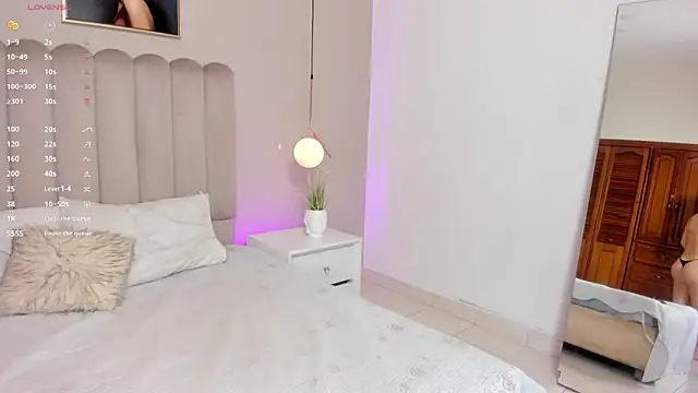 Snapshot of Dani_rosse_ chatting on June 11, 12:47 pm Dani rosse online show from June 11, 12:47 pm