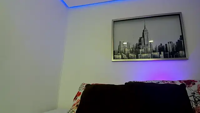Snapshot of sarah_ashbourne chatting on October 16, 12:50 pm sarah ashbourne online show from October 16, 12:50 pm