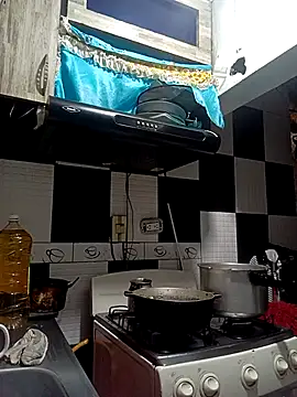 Lady 16 online show from February 2, 6:50 pm